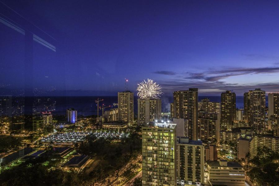 Hawaiian Monarch Penthouse 401 By Hawaii Ocean Club Lejlighed Honolulu Eksteriør billede